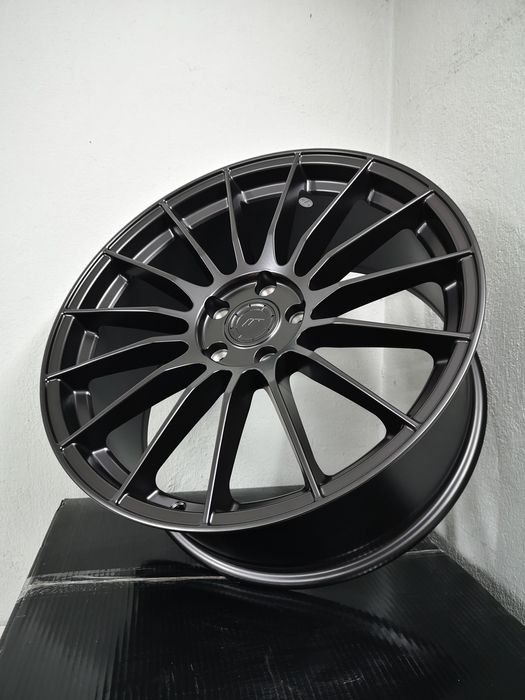 Lekkie felgi Japan Racing SL05 19" 5x112 VW Golf Seat Leon Audi A3