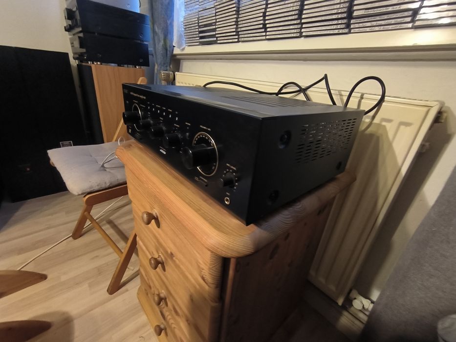 Wzmacniacz TEAC  A-R600