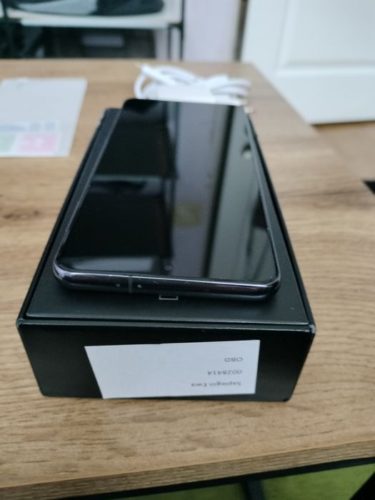 Samsung S 21 5g 8/128 stan idealny