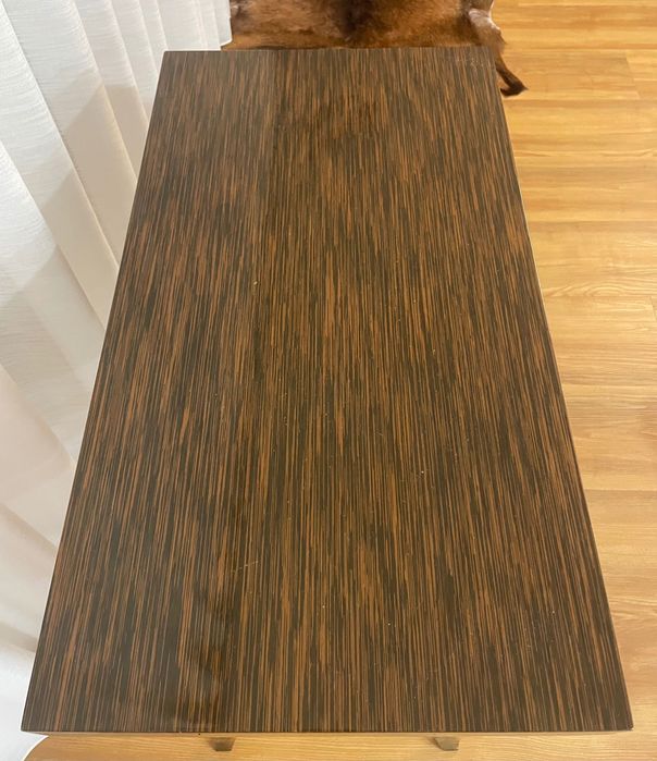 Mesa decorativa em madeira pau ferro