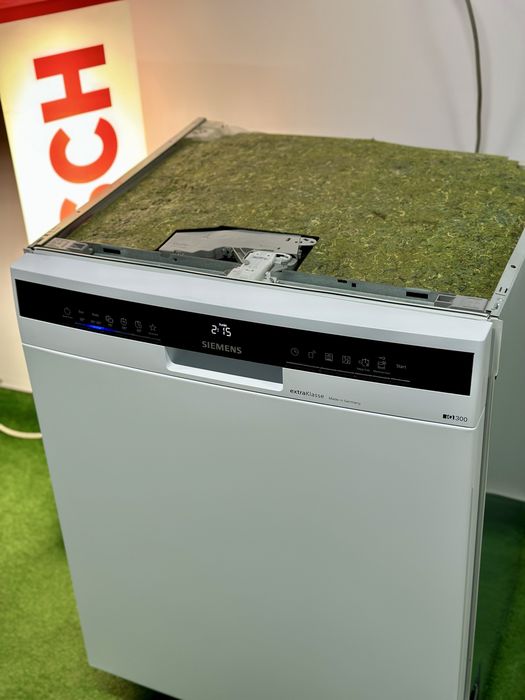 Вбудована посудомийна машина Siemens серії IQ300 ExtraKlasse 2022 рік