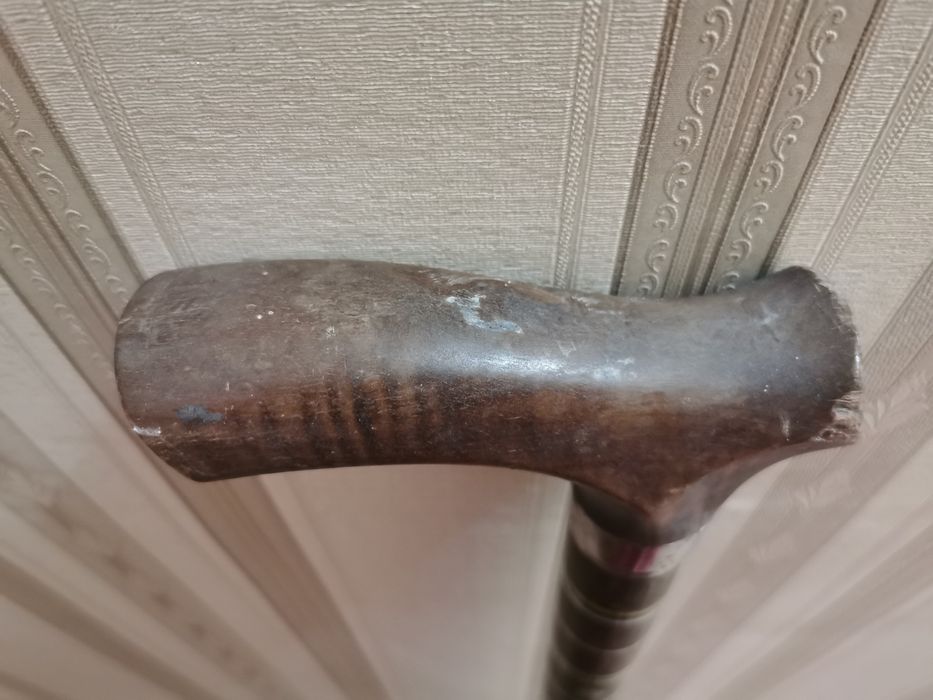 Крепкая мужская трость. Эбонит, 86см