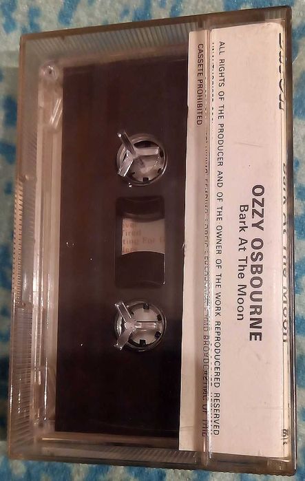 Ozzy Osbourne - Bark At The Moon - MC