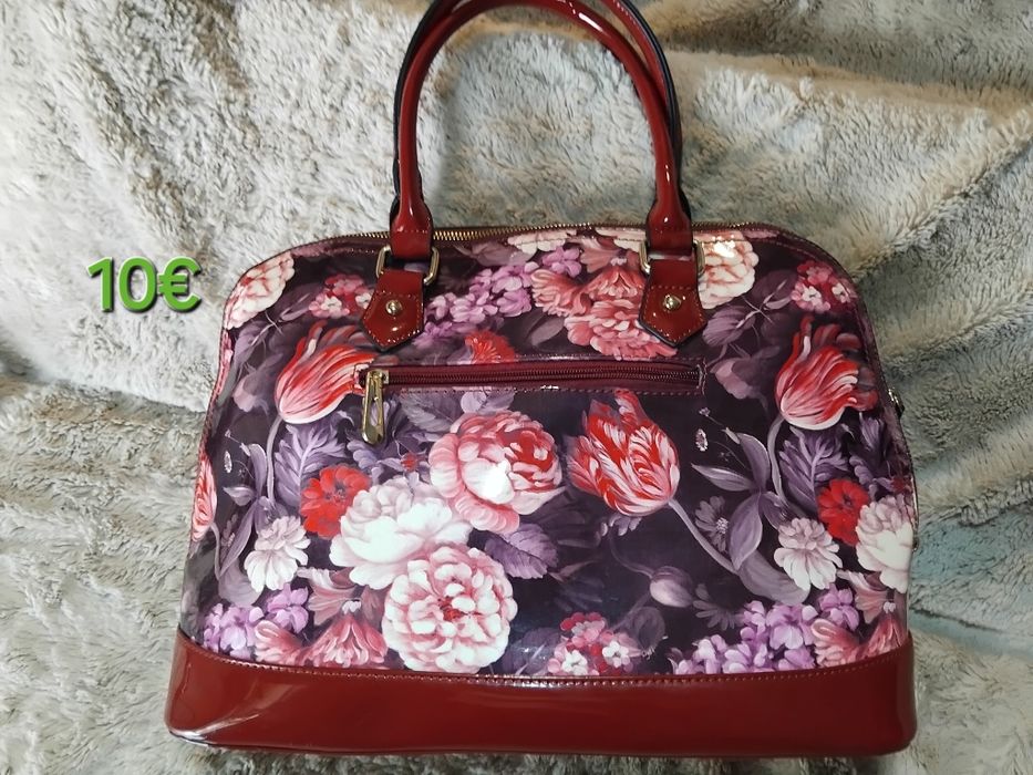 Malas de senhora novas a bom preço