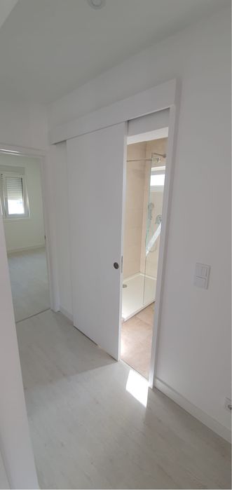 Apartamento T2 RENOVADO - Carnide