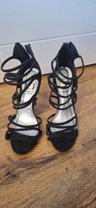 Sandały na szpilce