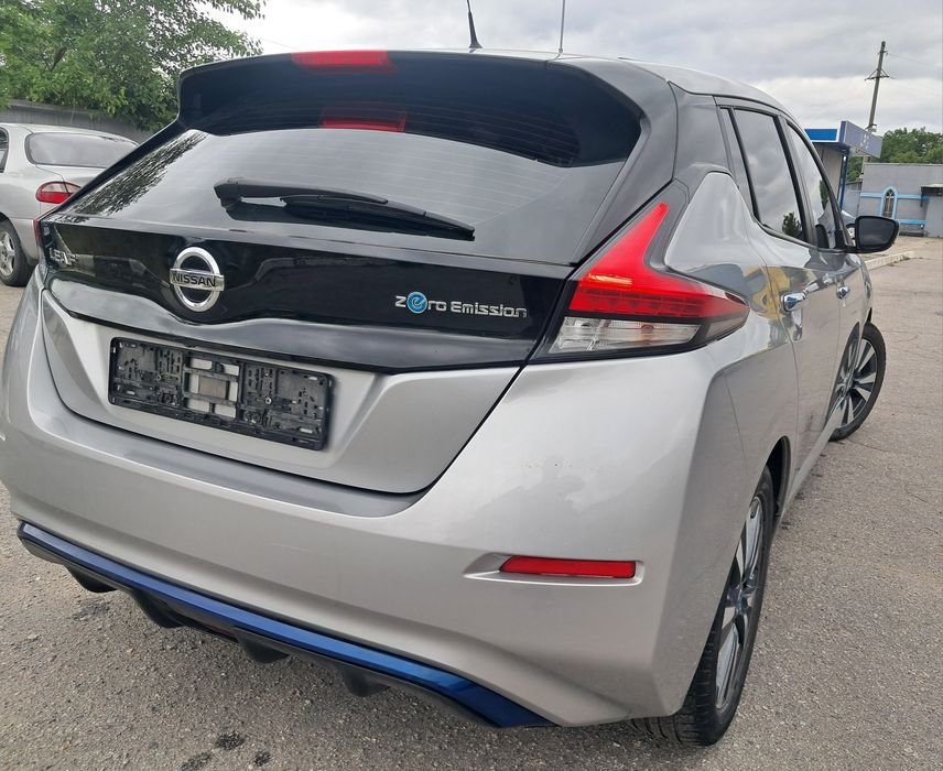 Nissan leaf2 2018