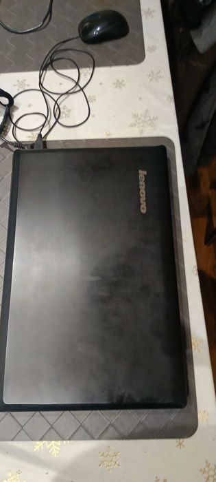 Lenovo 15,6 G580 i3/4GB/1000/DVD-RW/GF7F10M
