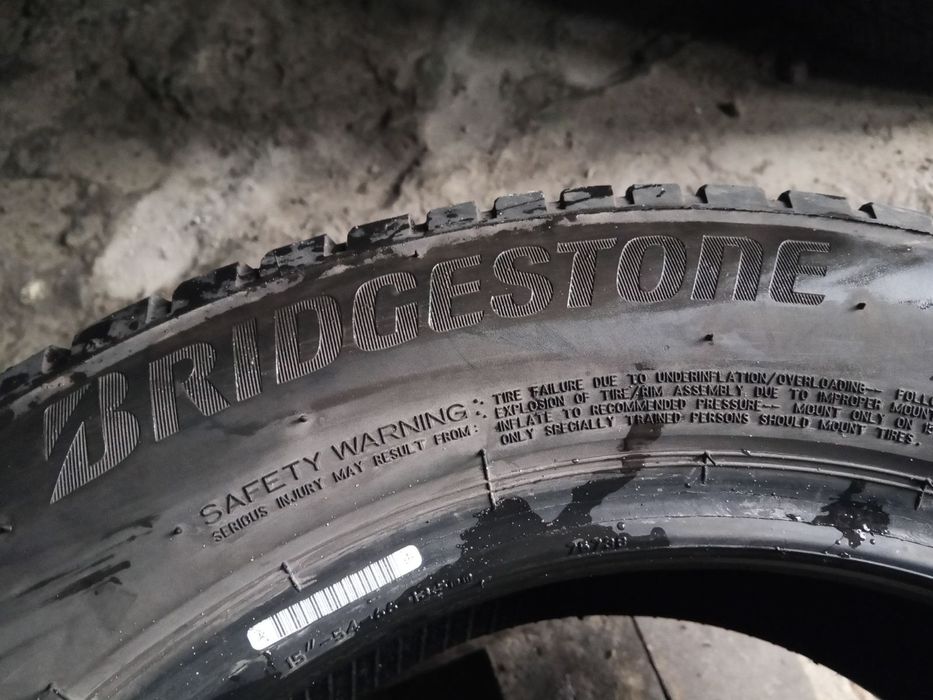 195.60.15 Bridgestone 2шт шини гума бу бв склад Харків Шиномантаж 65