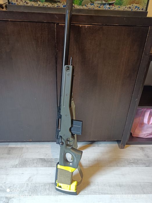 Tokyo Marui L96 AWS + 2 Mags e Sling