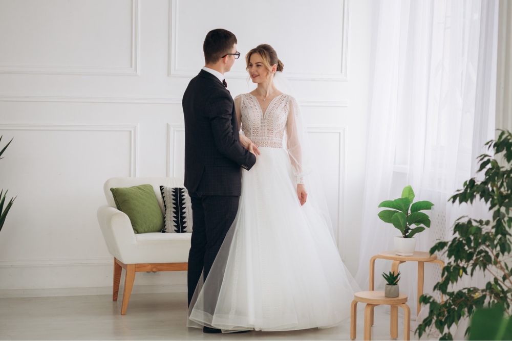 Весільна сукня