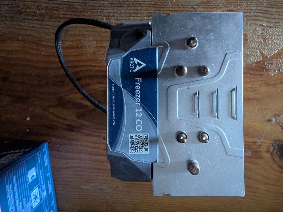 Arctic Freezer 12 CO с дефектом