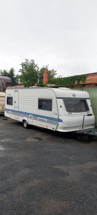 Караван кемпінги будинок на колесах кемпінг автодом причіп дача