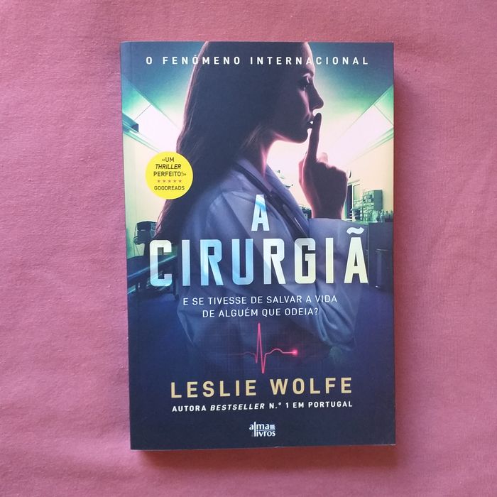 Livros policiais da leslie wolfe  como novos