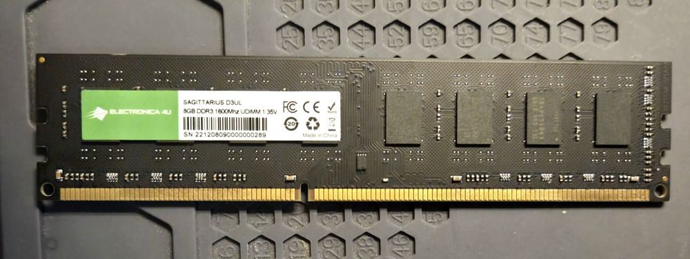 Pamięći RAM 8 GB DDR3L 1600 MHz UDIMM