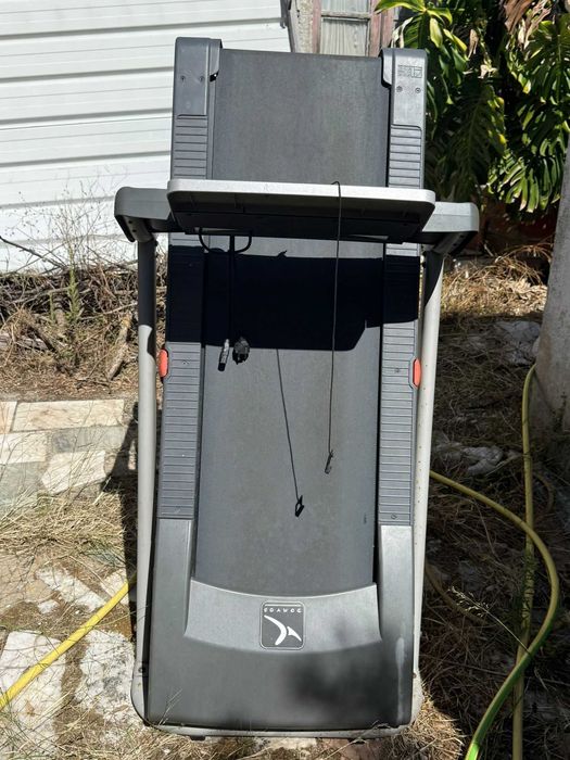 Passadeira Domyos TC 270 – 13km/h, inclinável e dobrável