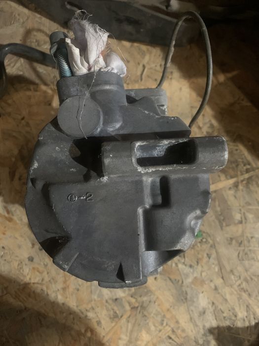 Компресор кондиціонера А8 D2