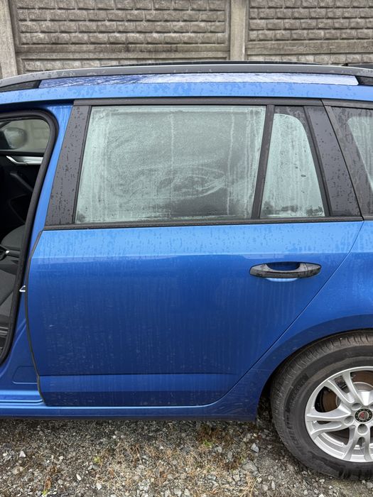 Skoda Octavia III 3 drzwi lewy tyl kombi kompletne LF5W