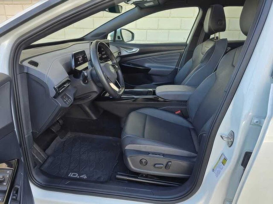 Volkswagen ID.4 Pro S      2024