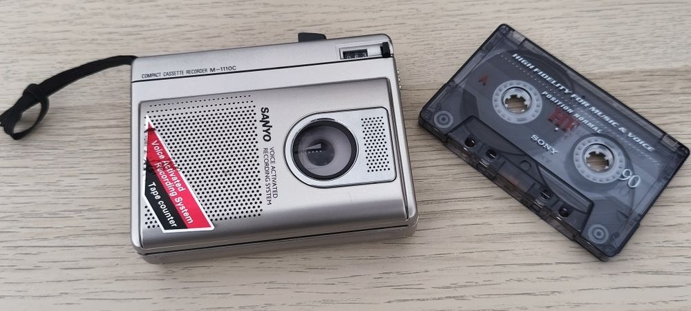 Sanyo Cassete Recorder M-1110C