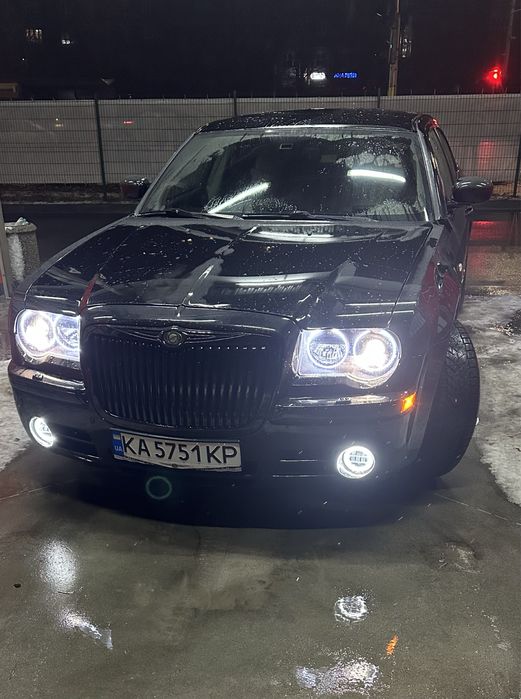 Любымый 300с продаю 2.7