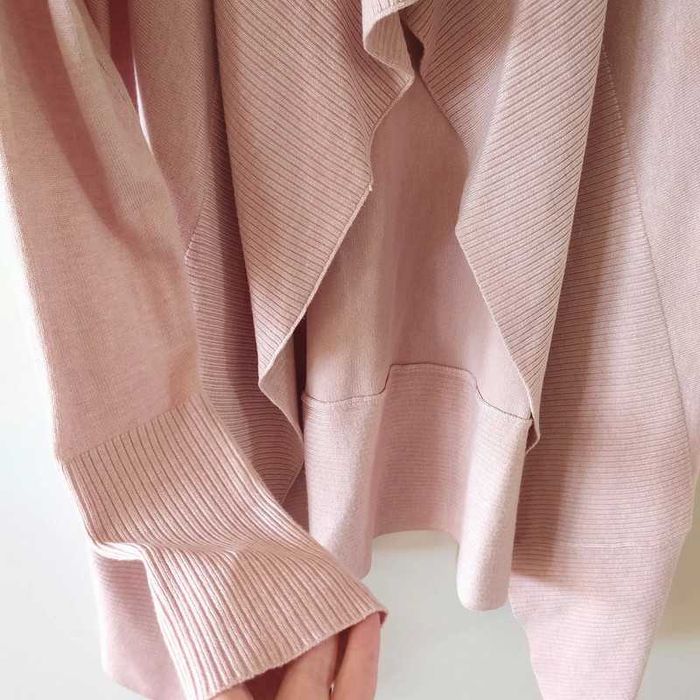 Sweter długi kardigan 36 S pudrowy róż Reserved