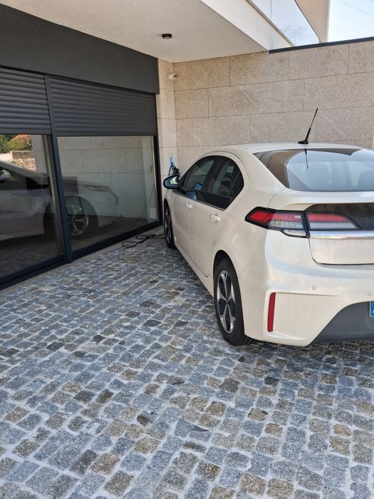 Opel Ampera Hibrido Plug-In