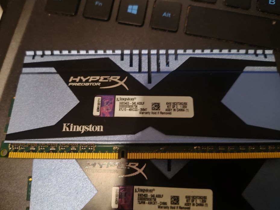 DDR3 Hyper predator Kingston KHX18C9T2K2/8X  2x4GB