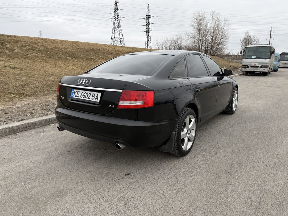 Продам Audi A6C6 2.4