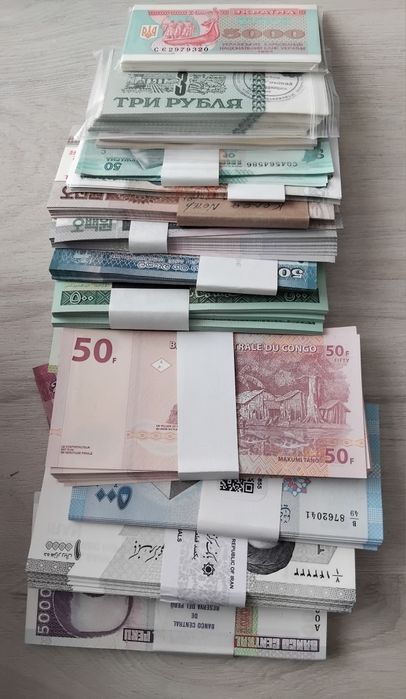 Банкноти світу паперові гроші