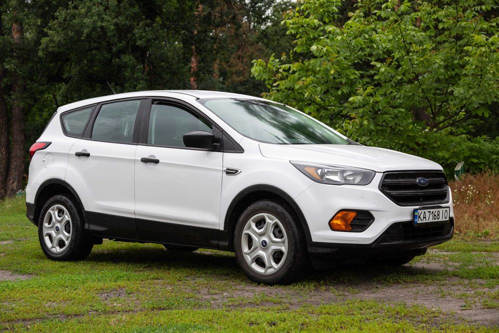 Продам Ford Escape
