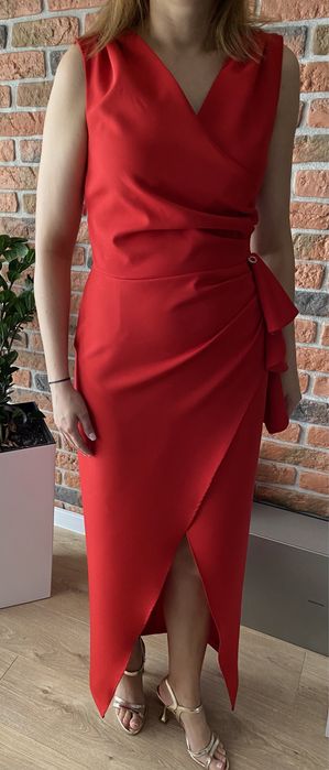 Czerwona sukienka S.Moriss