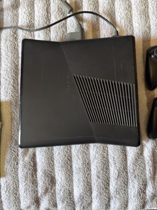 VENDO XBOX 360 bom estado