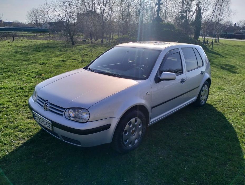 Volkswagen golf продам