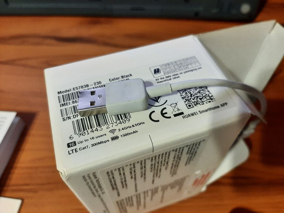 Мобільний роутер Huawei E5783b-230 4G