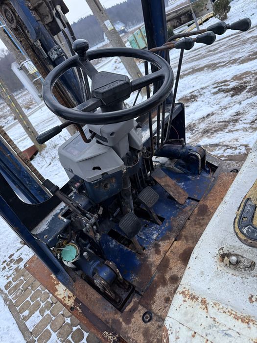 Wozek widłowy Komatsu FG25 duplex 4 sekcje