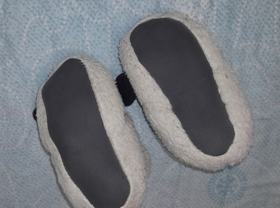 Домашние тапочки пенетки