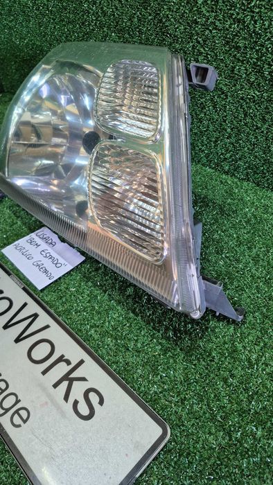 »TOYOTA Hiace Minibus (H100,H200) 08.95-12.12 - Ótica/Farol frente direita usada em bom estado DEPO 212-11N5R-LD-EM