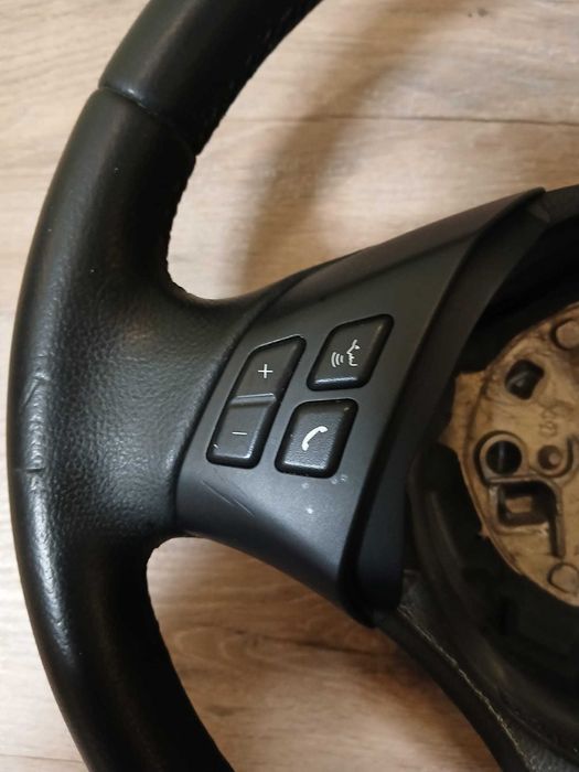 Volante para BMW X1 E84