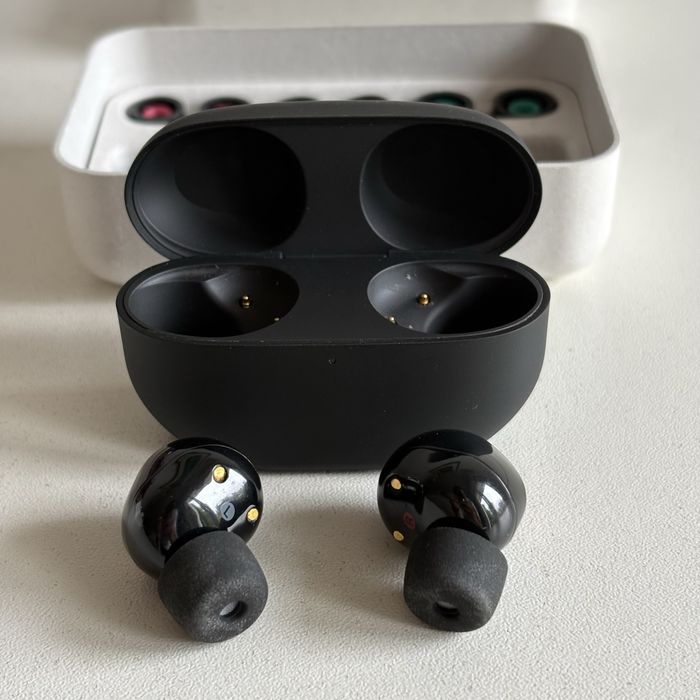 Auriculares WF1000xm5 Earbuds True Wireless NC Preto com Garantia Fnac