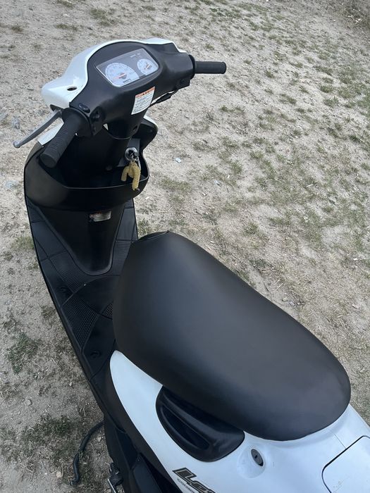 Скутер Suzuki Lets 2 New(бабочка)