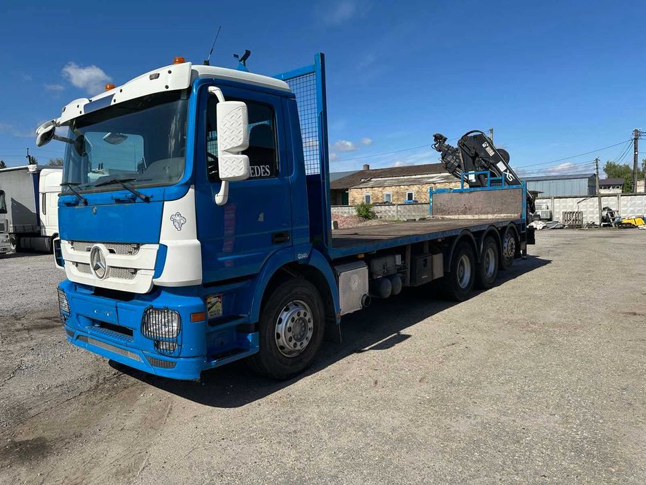 Маніпулятор Hiab 166 на базі Mercedes-Benz Actros 360