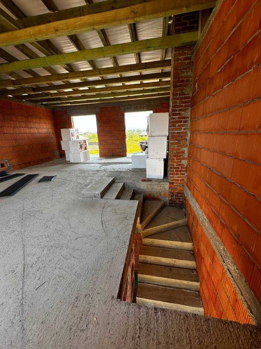 Продаж котеджу площею 122 м², 3 сотки землі