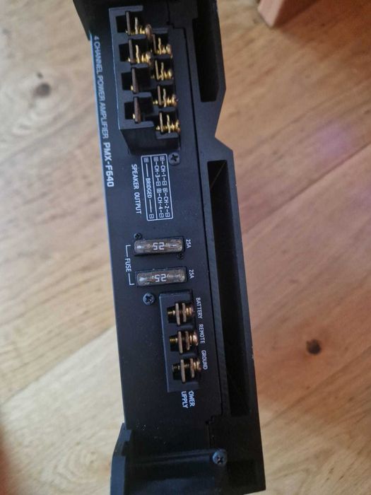 amplificador de som alpine 640w carro