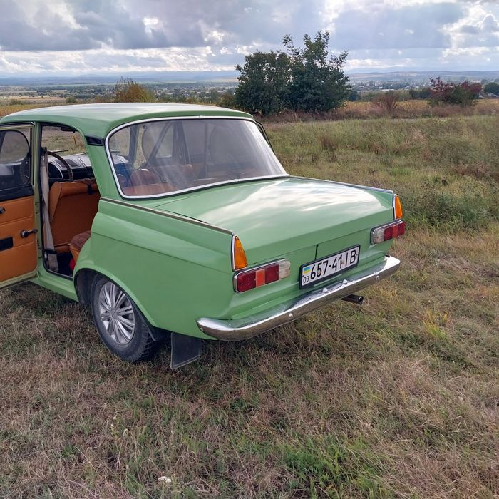 Автомобіль, капсула часу ІЖ412