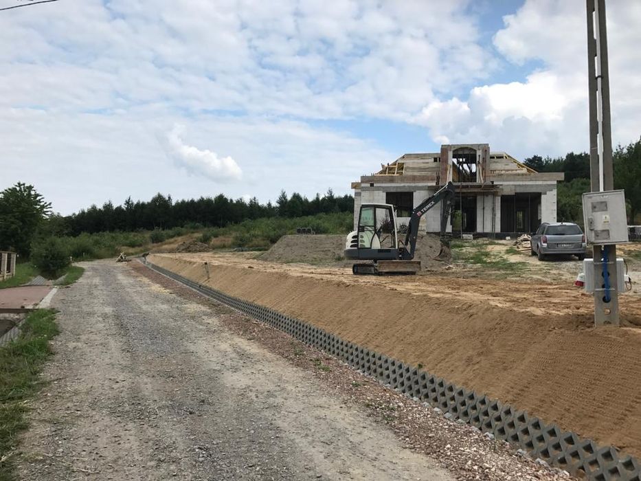 Uslugi koparka Mini Koparka Prace ziemne Piasek Ziemia Kruszywo