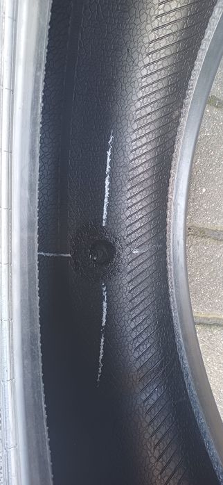 CONTINENTAL 215/75R16C 116/114 R , pojedyńcza opona letnia wzmacniana.