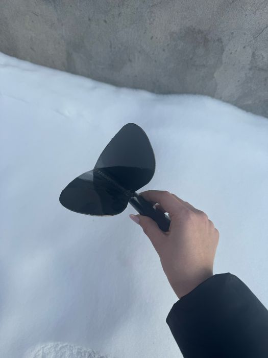 Плужок ручний , окучник , сапа , тяпка , мотика