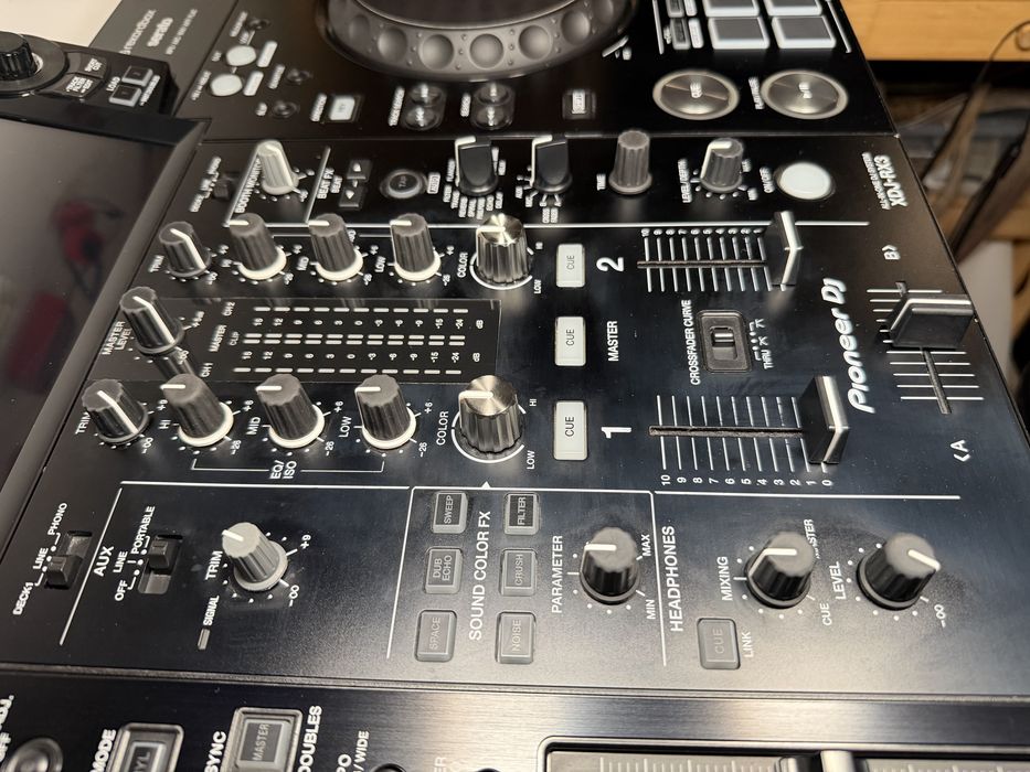 Pioneer DJ XDJ-RX3 + decksaver