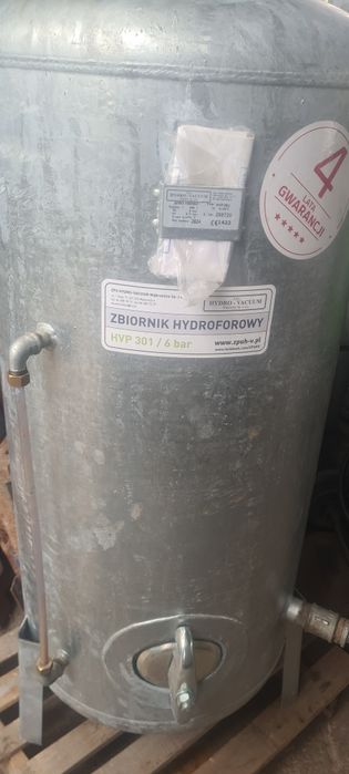 Zbiornik hydroforowy 300 z 2024roku